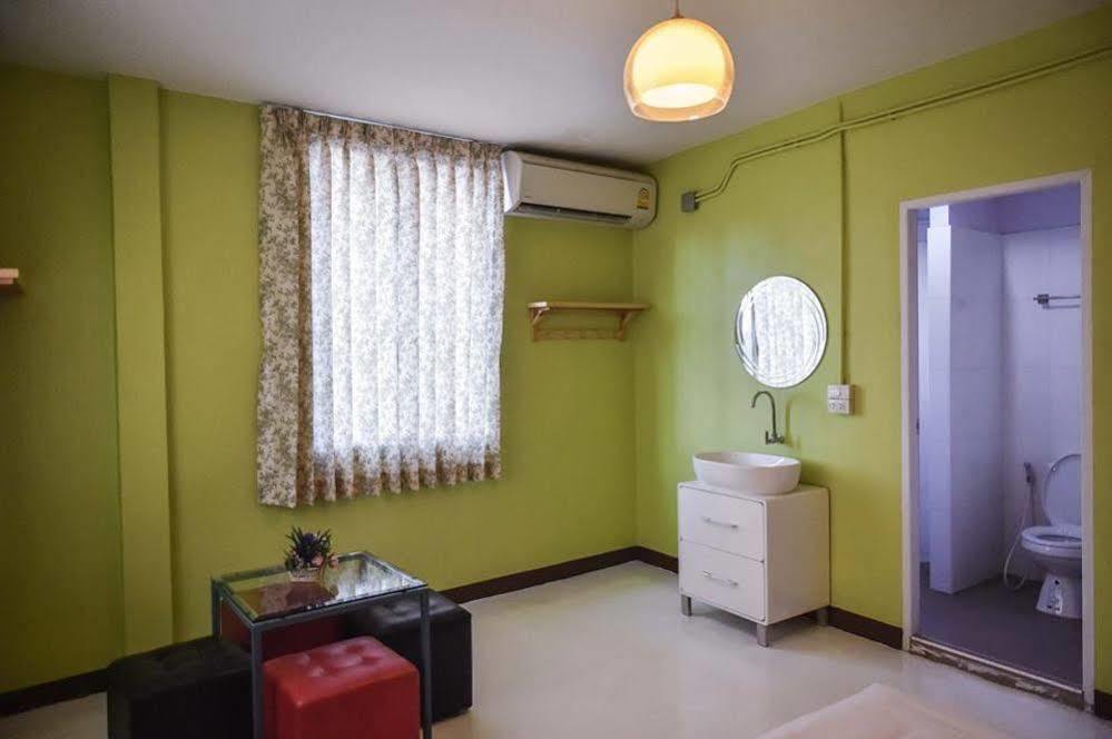Dd Hostel Бангкок Экстерьер фото