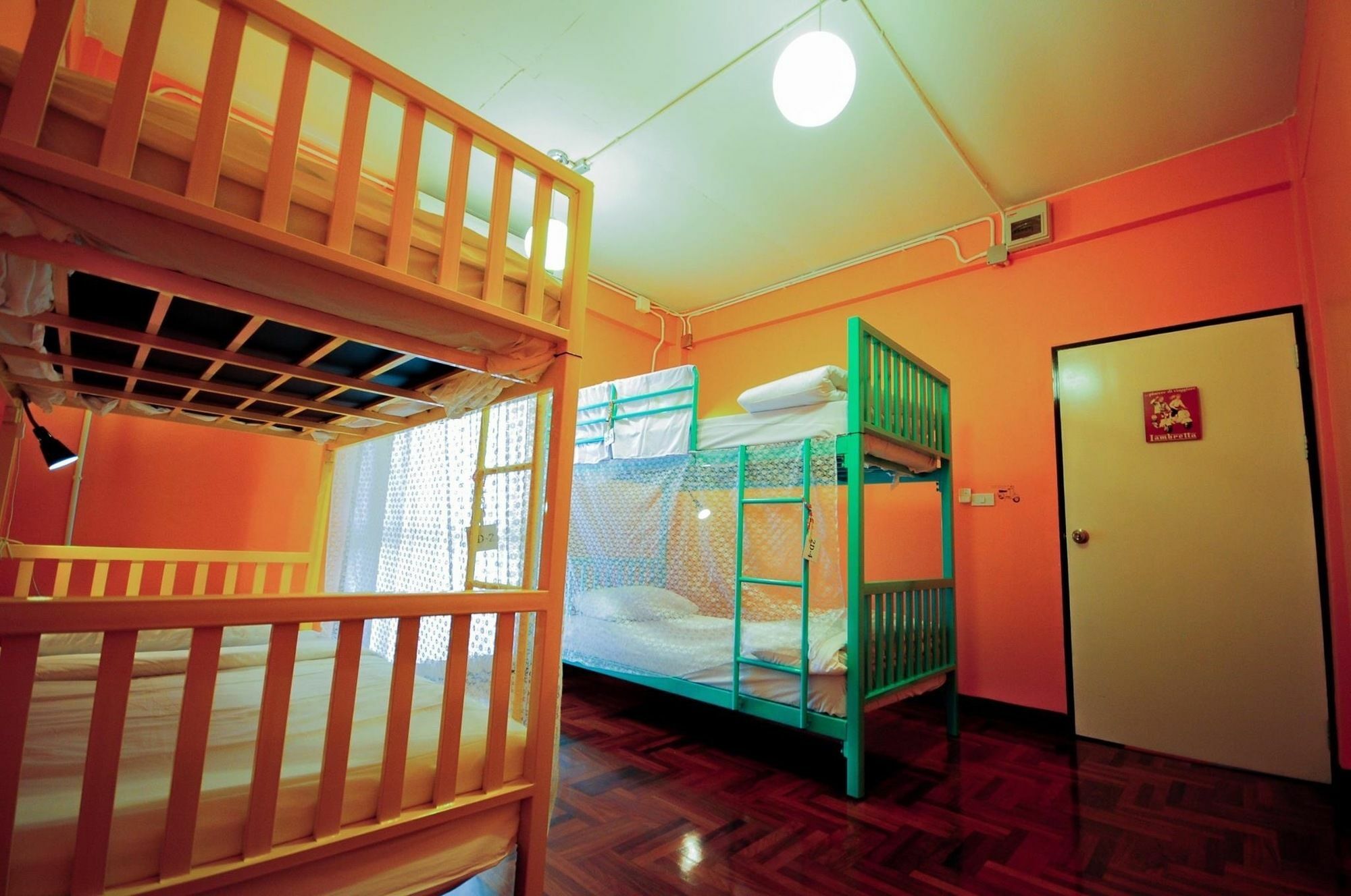 Dd Hostel Бангкок Экстерьер фото